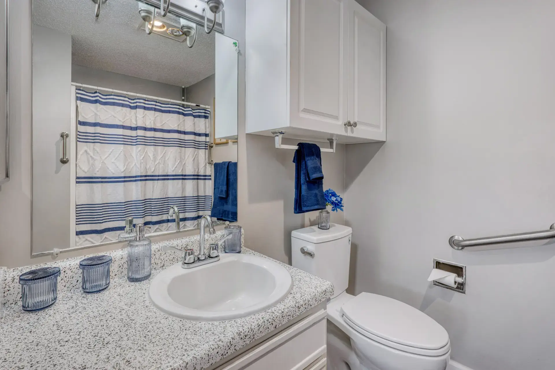 Furnished bathroom